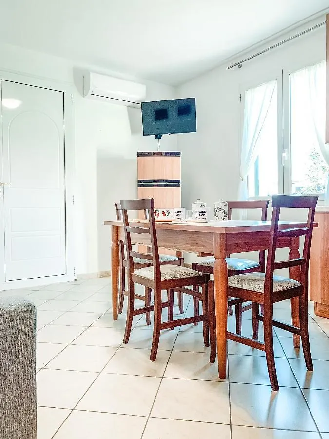 Apartment Appartamento La Casa Rossa - Affitti Brevi Italia Rimini Italy